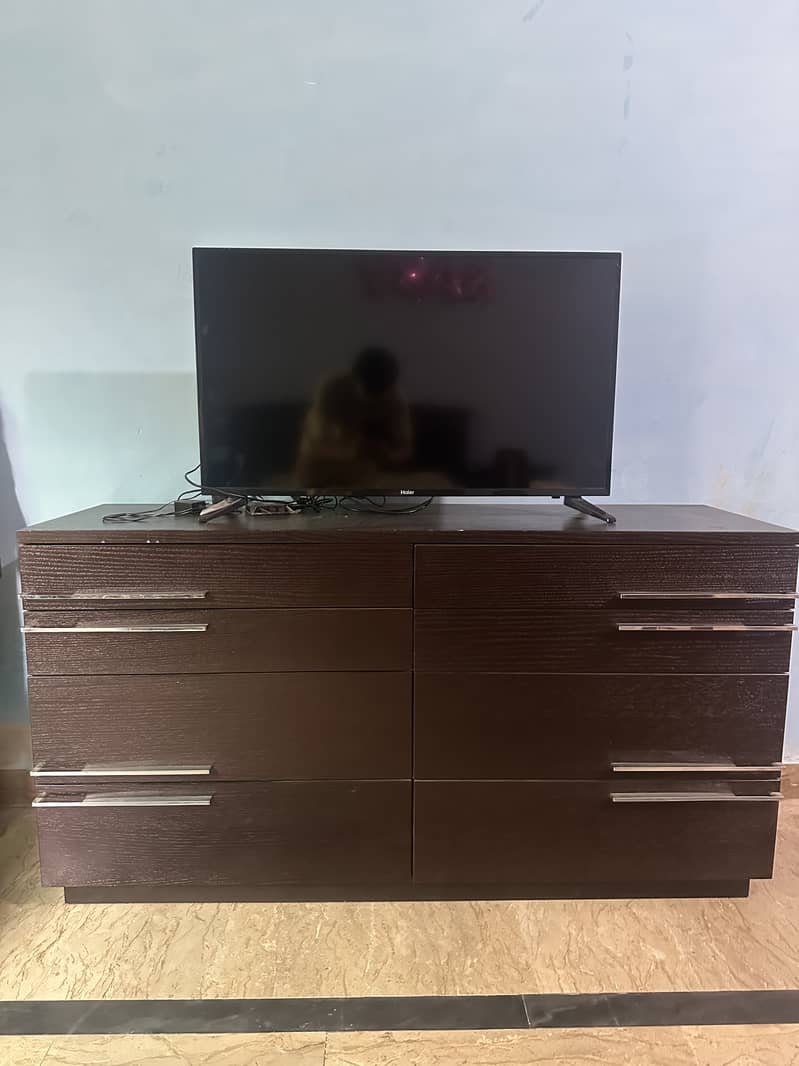 Console table 1