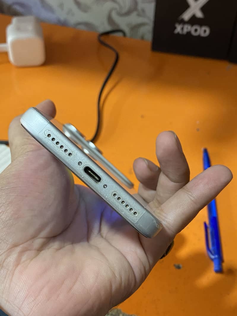 Apple iPhone 17 Pro Max 2
