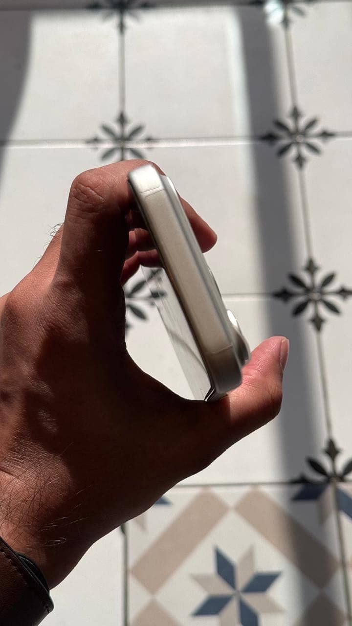 Apple iPhone 17 Pro 6