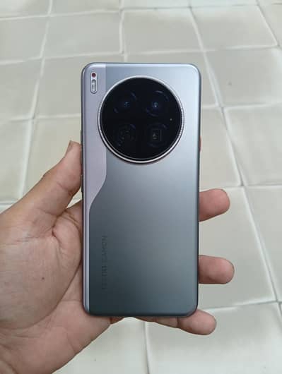 Tecno CAMON 40 Premier 5G 12 /256