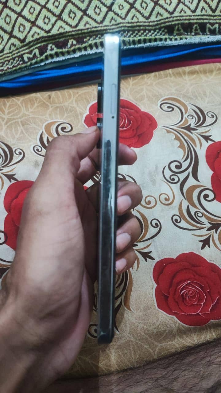Tecno CAMON 20 4