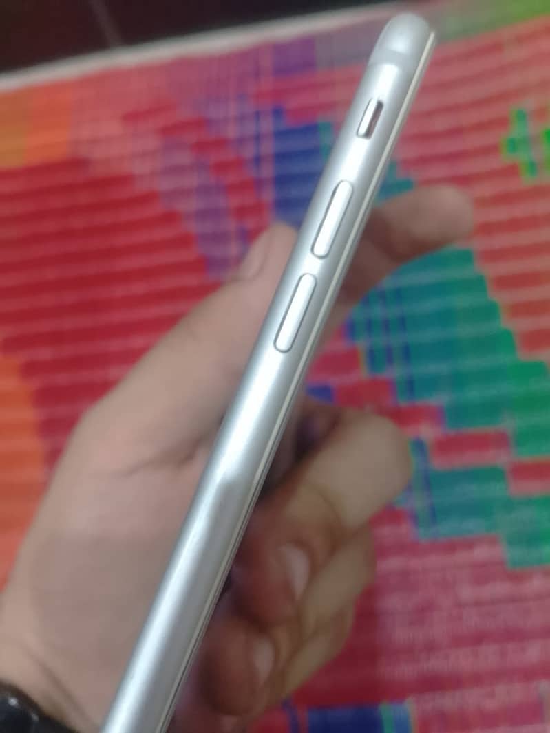 Apple iPhone 7 Plus 2