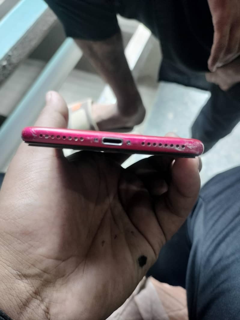 Apple iPhone 7 Plus 3