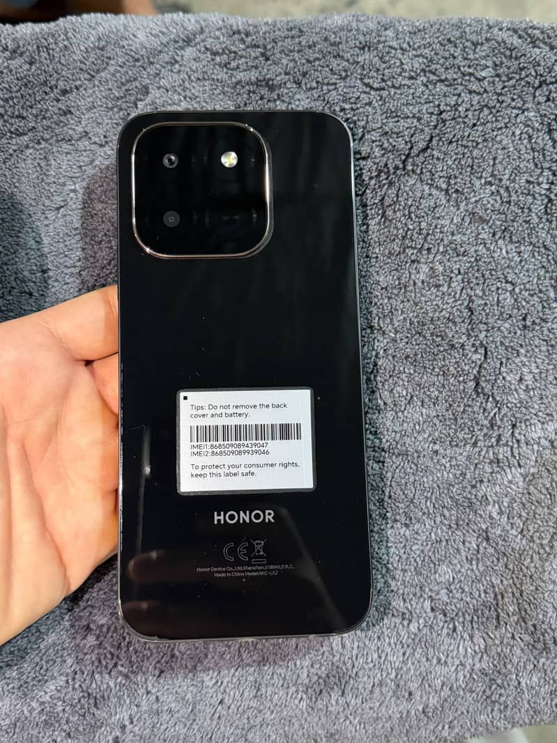Honor x6C 3