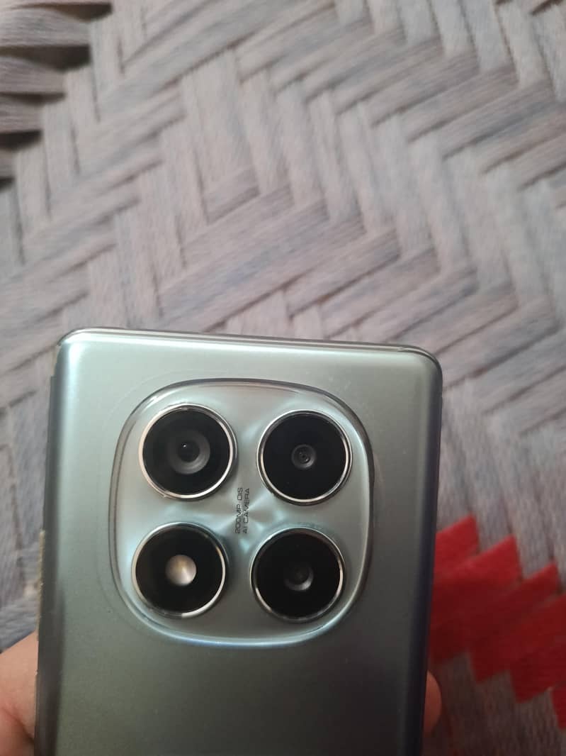 Xiaomi Redmi Note 14 Pro 5