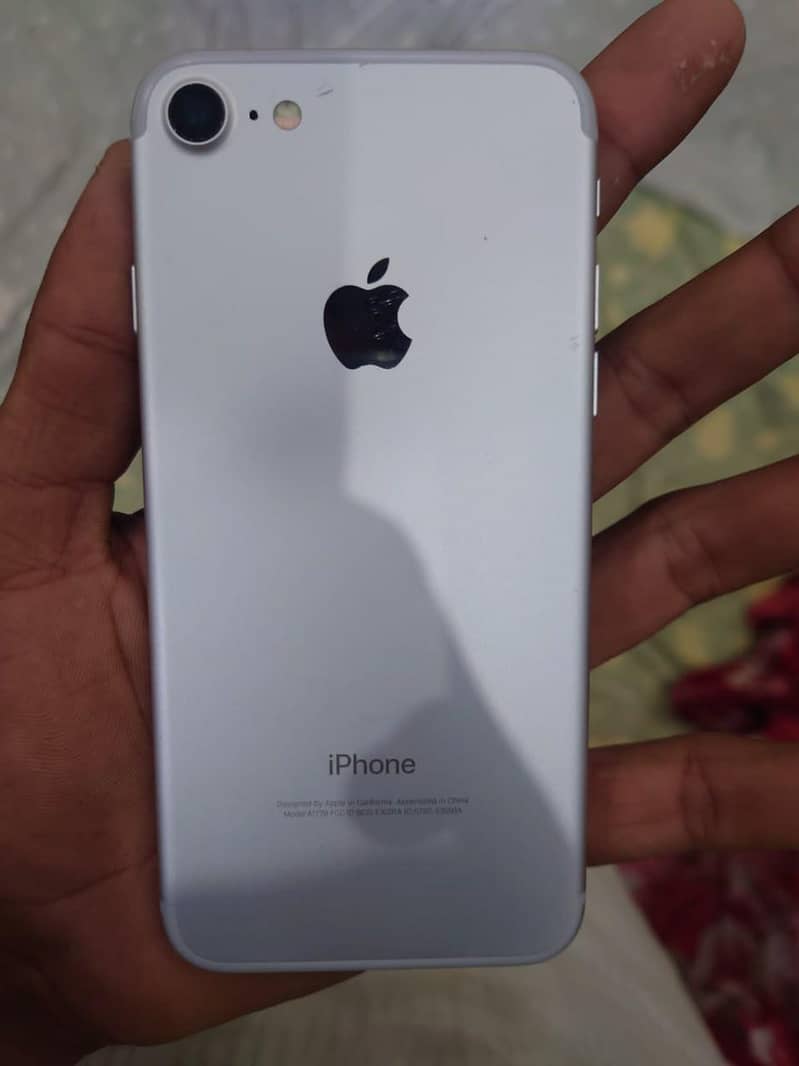 Apple iPhone 7 5