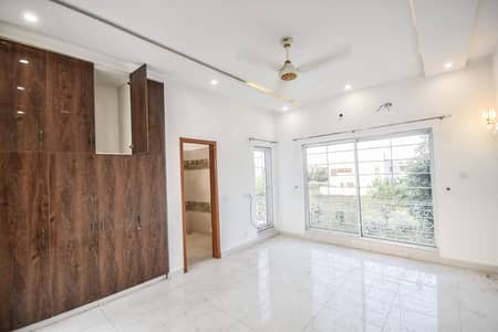 Spacious 1-Kanal Lower Lock Upper Portion With Car Parking DHA Phase 7