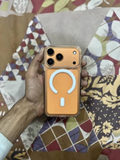 Apple iPhone XR Converted 17 pro