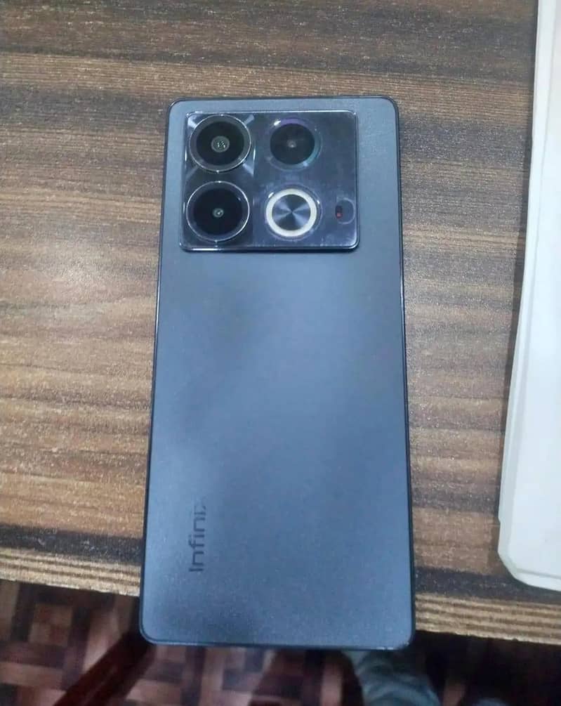 Infinix Note 40 0