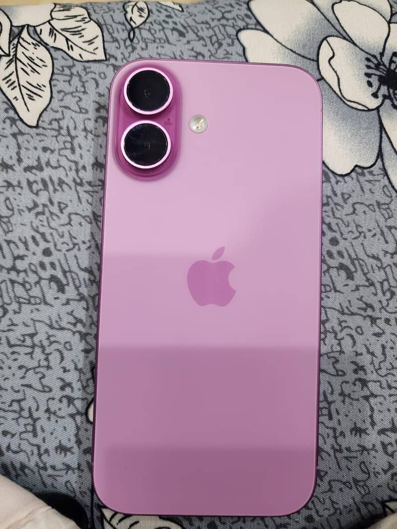 Apple iPhone 16 0