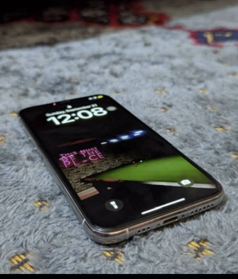 Apple iPhone 11 Pro 2