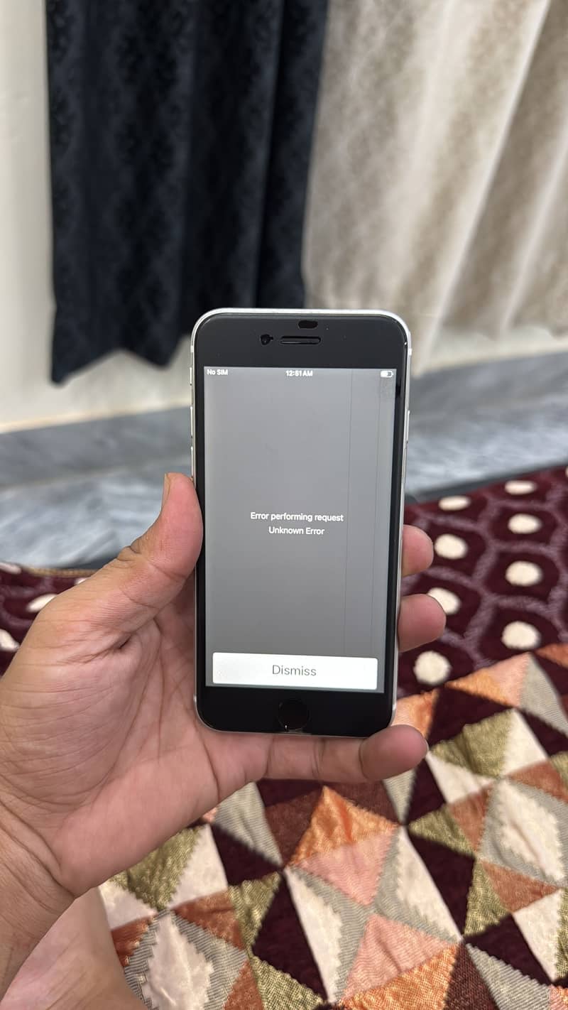 Apple iPhone SE 3