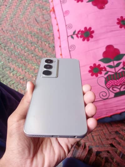 Itel City 100