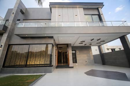 Luxurious 1 Kanal Modern House With AC DHA Phase 6, Lahore