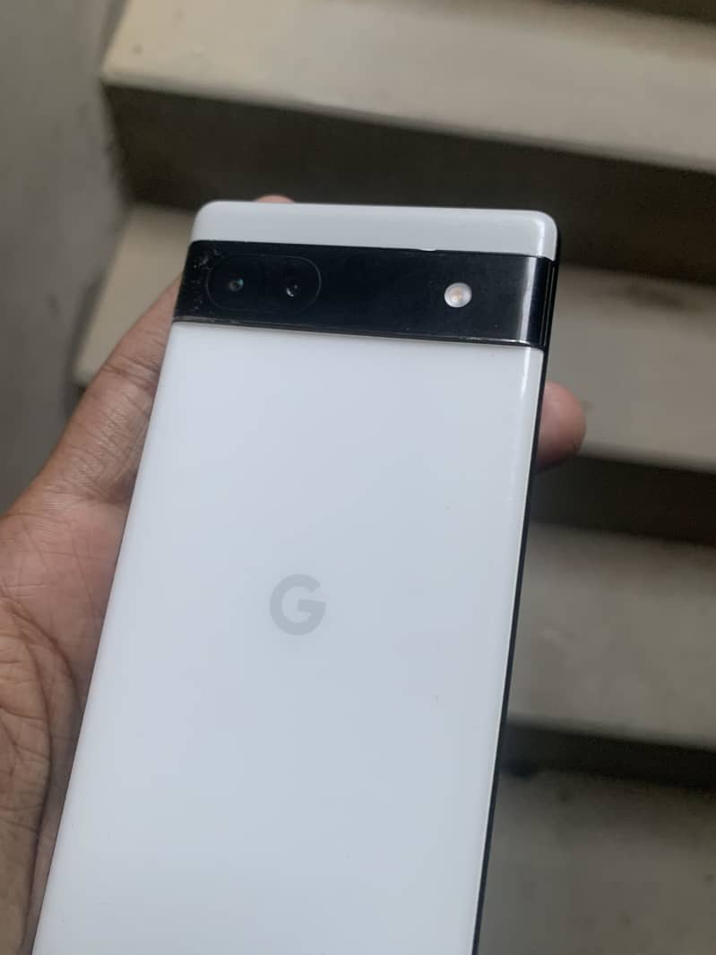Google Pixel 6a 8