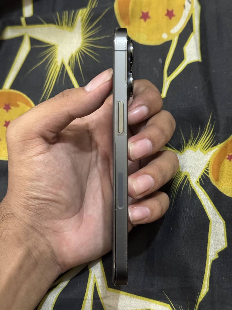 Apple iPhone 13 Pro 1