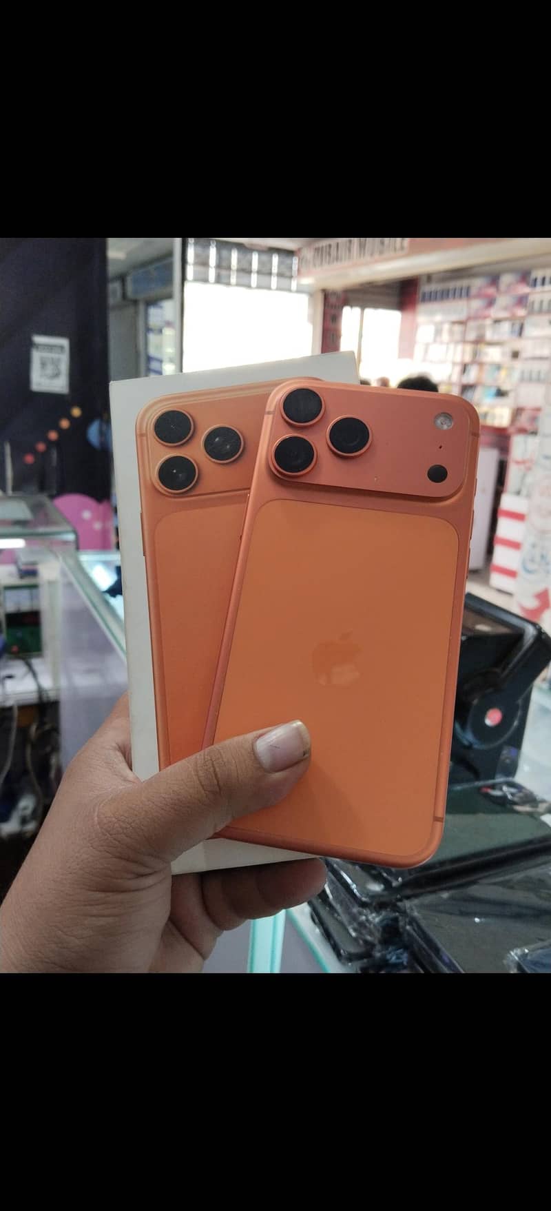 Apple iPhone 17 Pro Max 1