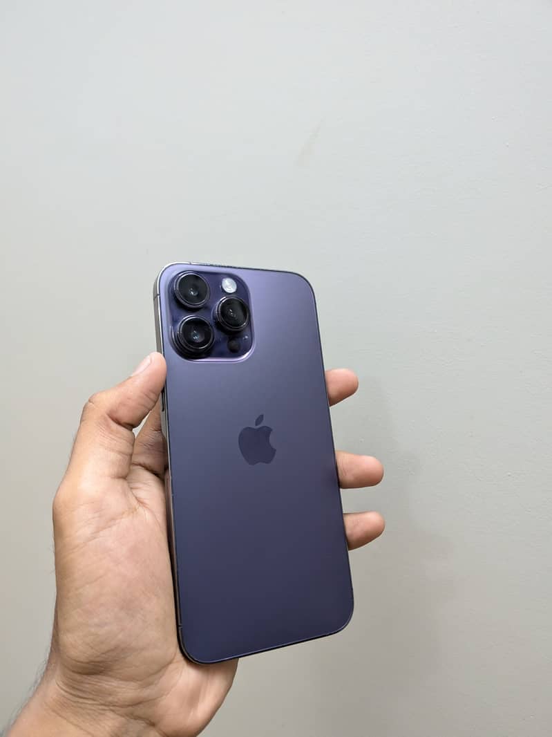 Apple iPhone 14 Pro Max 4