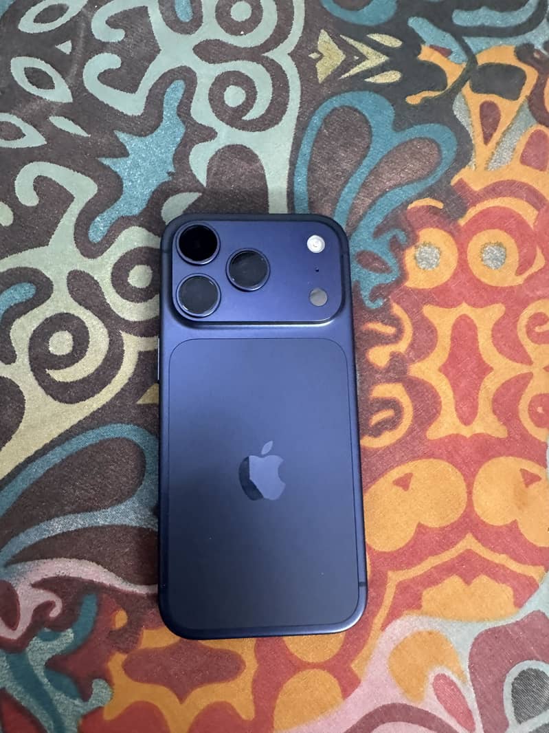 Apple iPhone 17 Pro 3