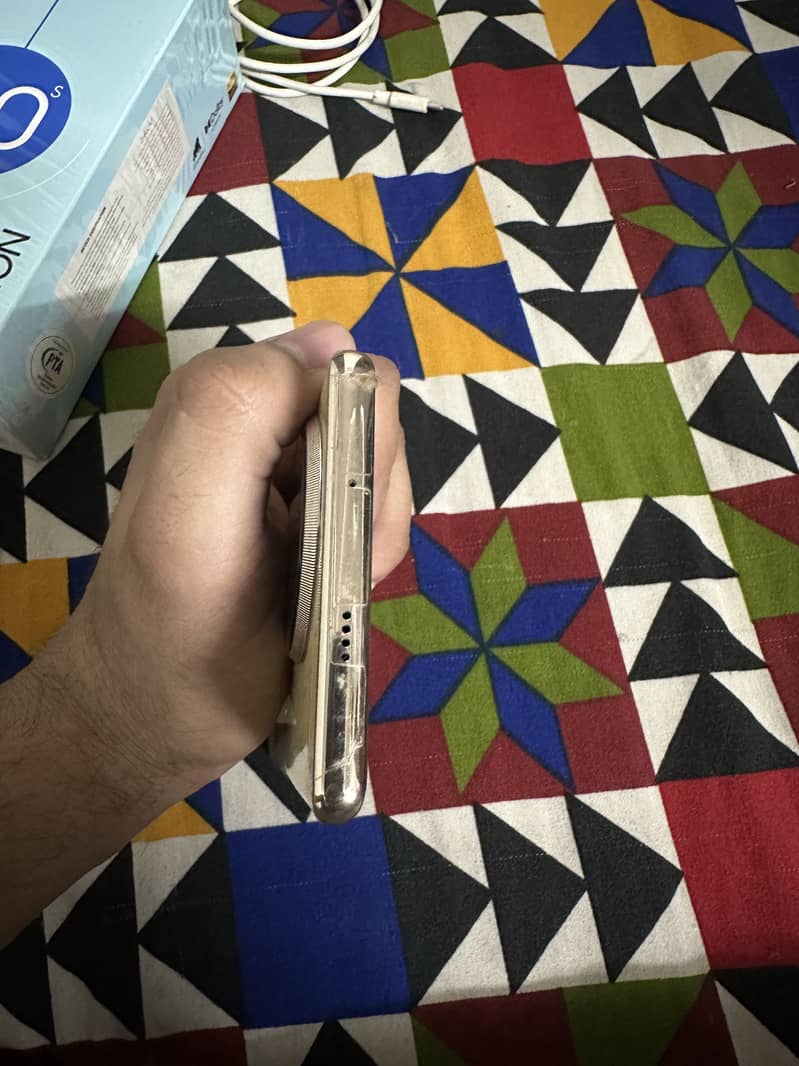 Tecno CAMON 30S 5