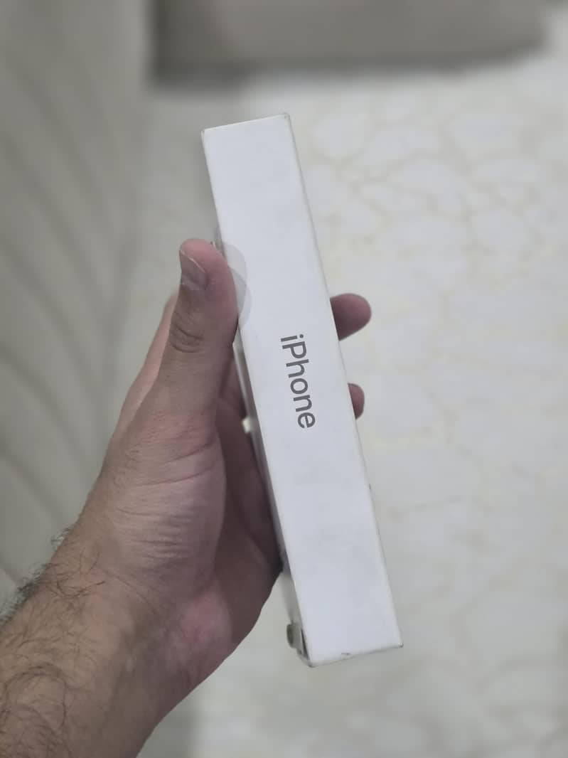 Apple iPhone 15 Pro Max 12