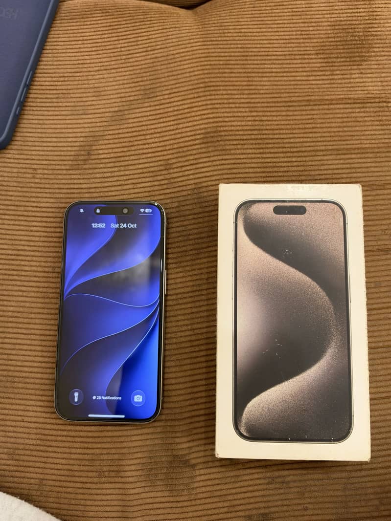 Apple iPhone 15 Pro 0