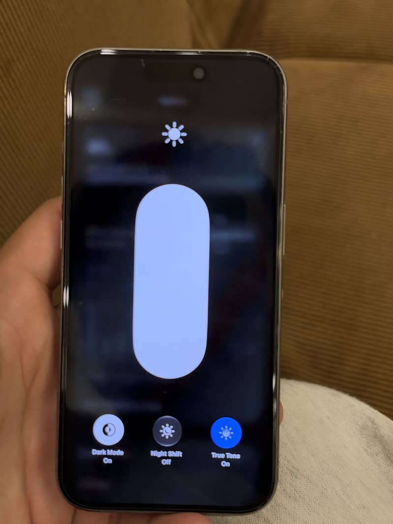 Apple iPhone 15 Pro 6