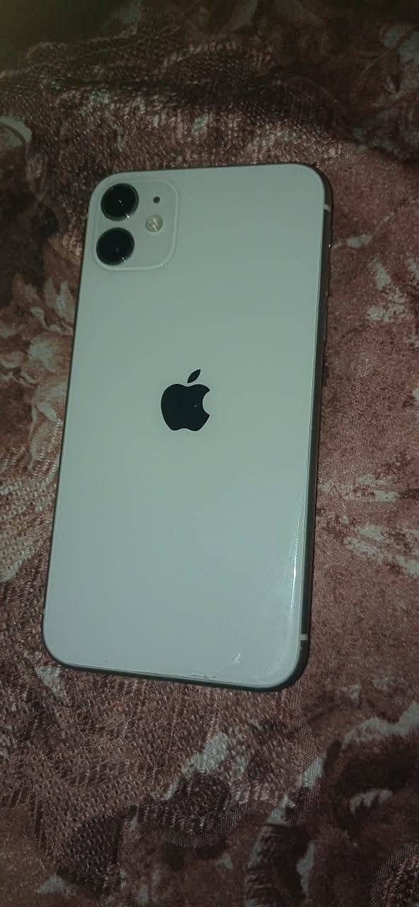 Apple iPhone 11 0