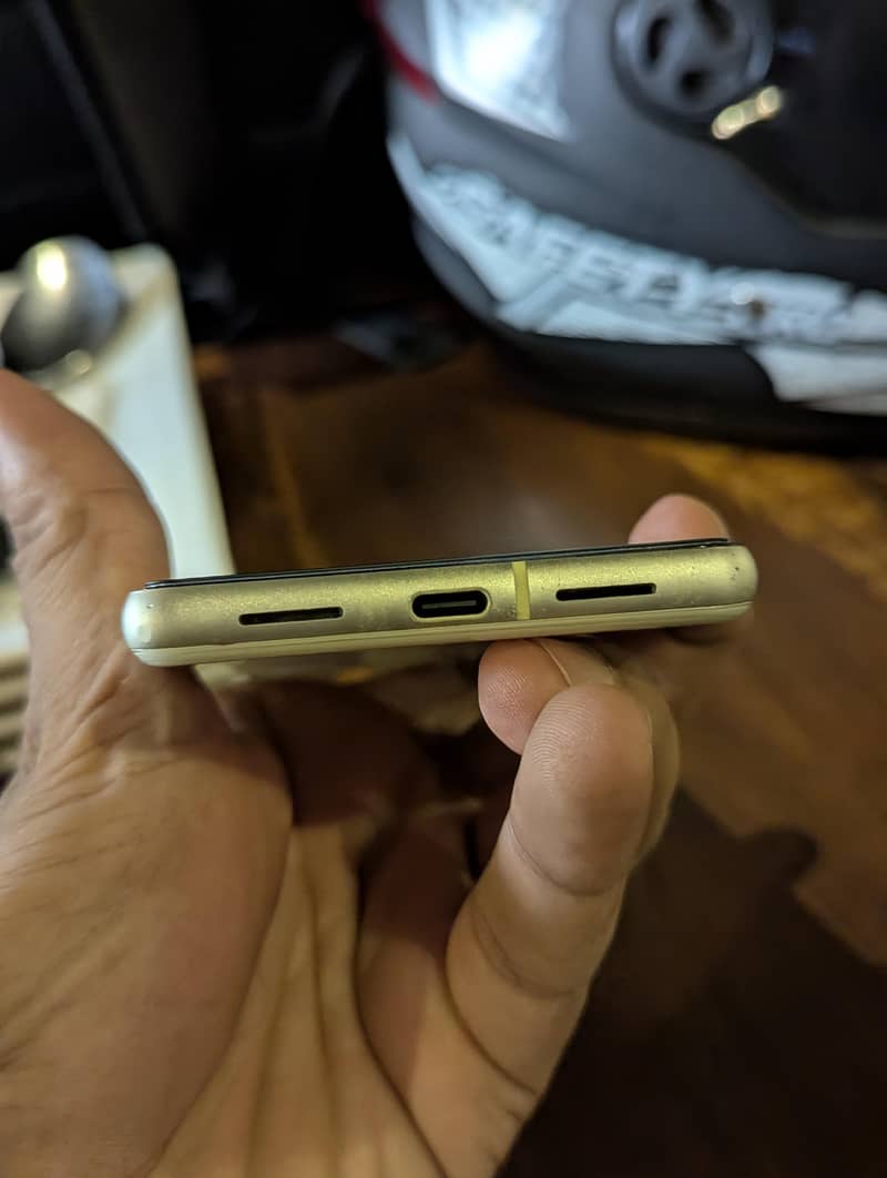 Google Pixel 7 3