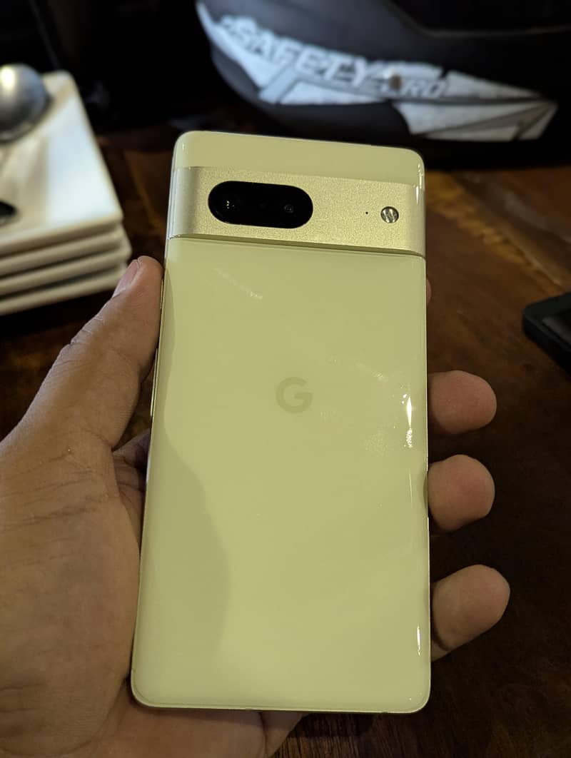 Google Pixel 7 5