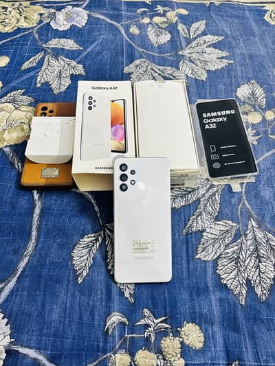 Samsung Mobile A32 6/128 with box and original charger
