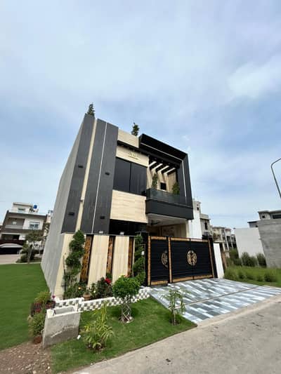 5 Marla Brand New House For Sale In Park View City