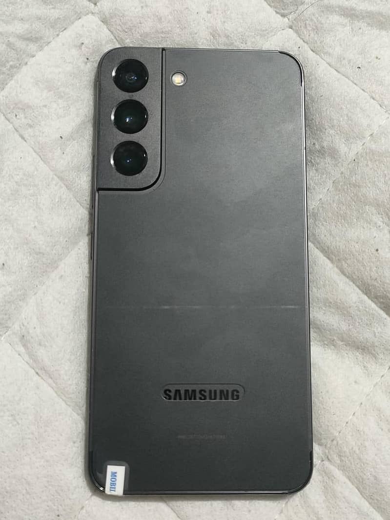 Samsung s22 5