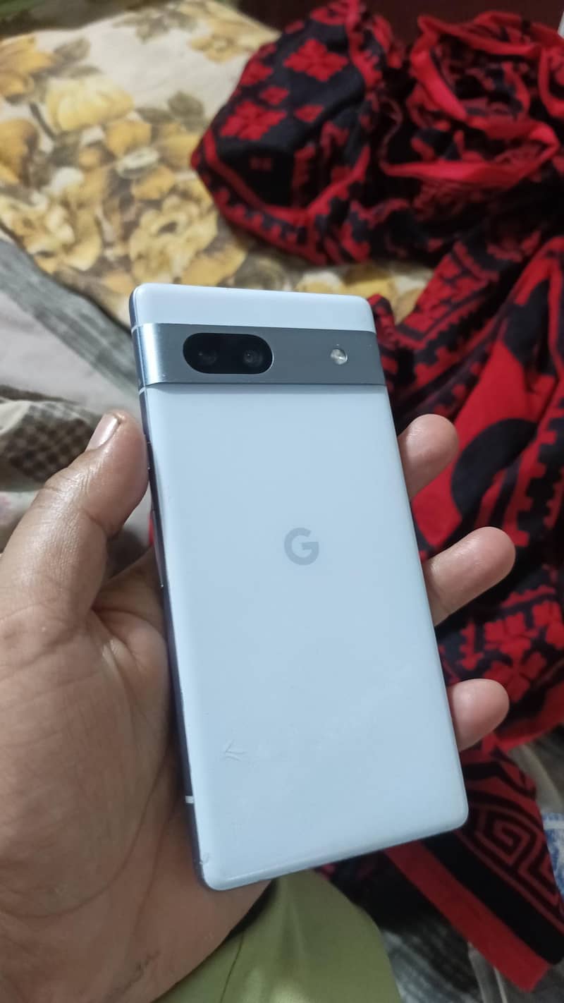 Google Pixel 7a 1
