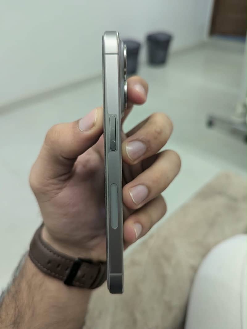 Apple iPhone 15 Pro 5