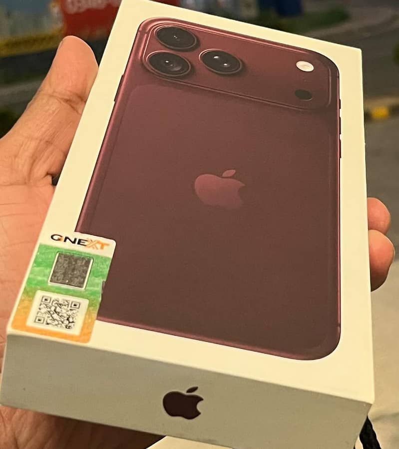 Apple iPhone 18 Pro Max 1
