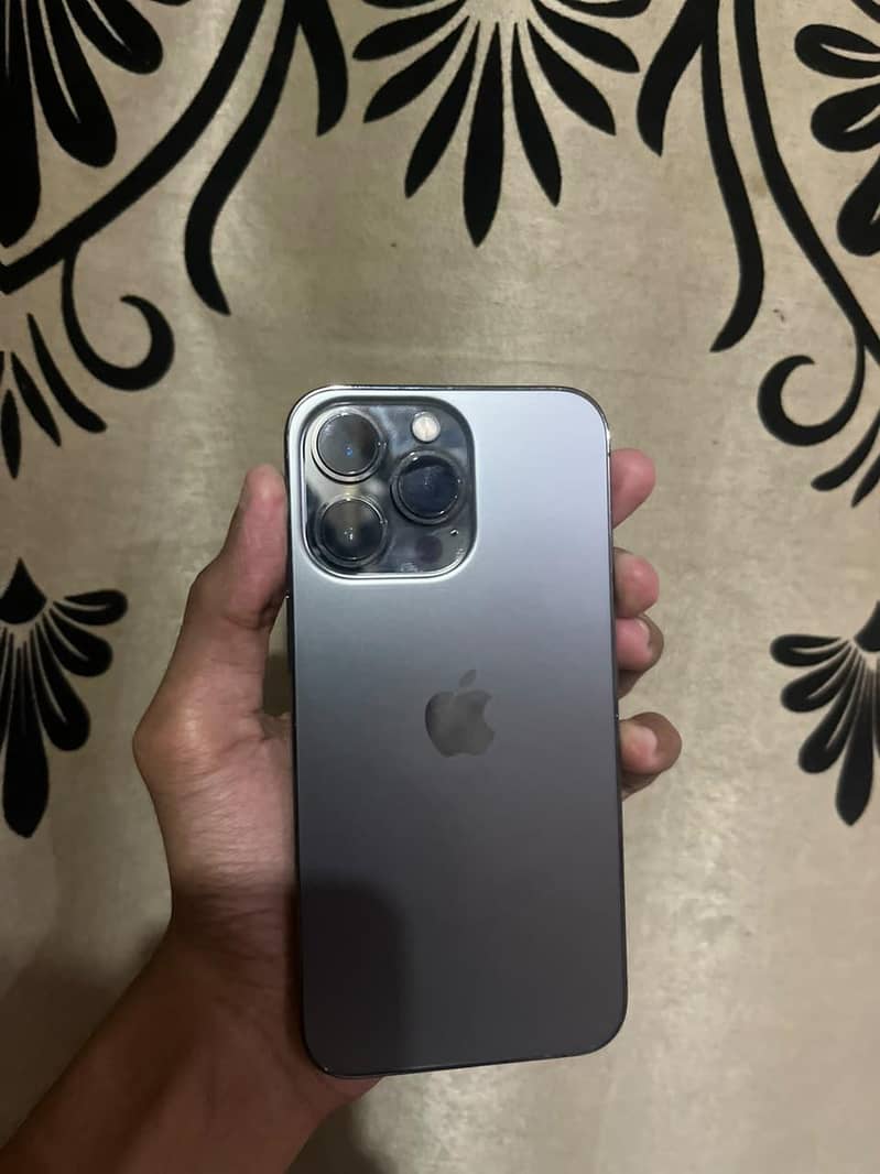 Apple iPhone 13 Pro 0