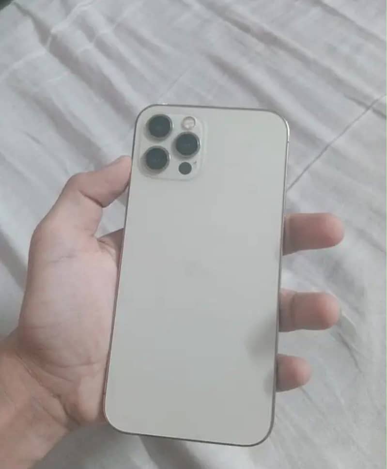 Apple iPhone 12 Pro 2
