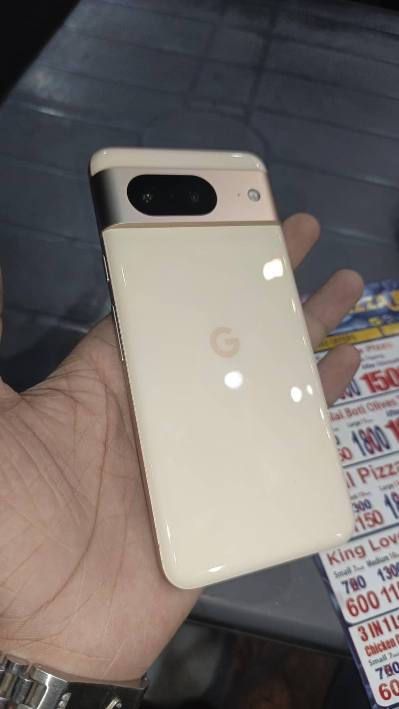 Google Pixel 8 1