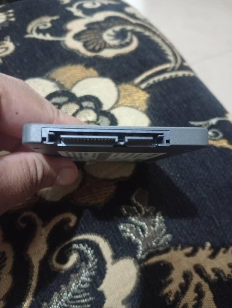 256 SSD hard 1