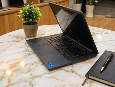 Dell XPS 17 9720 | Core i7 12th Gen | RTX 3060 | 16GB | 1TB SSD