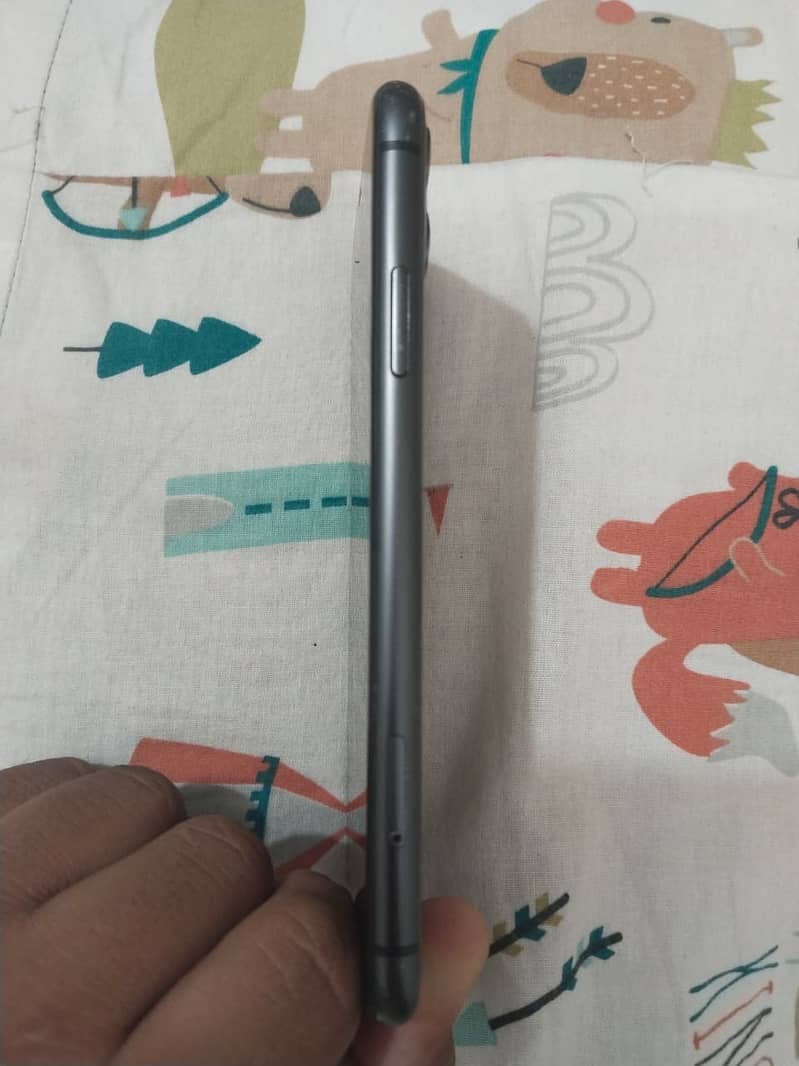 Apple iPhone 11 5