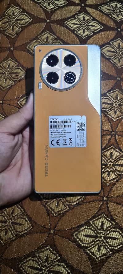 Tecno CAMON 30
