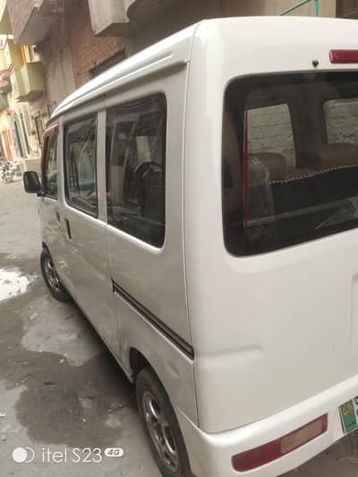 Daihatsu Hijet 2015