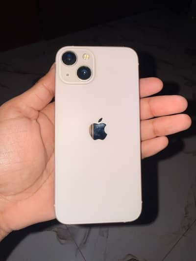 Apple iPhone 13