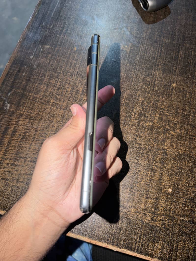 Google Pixcel 7 pro 15
