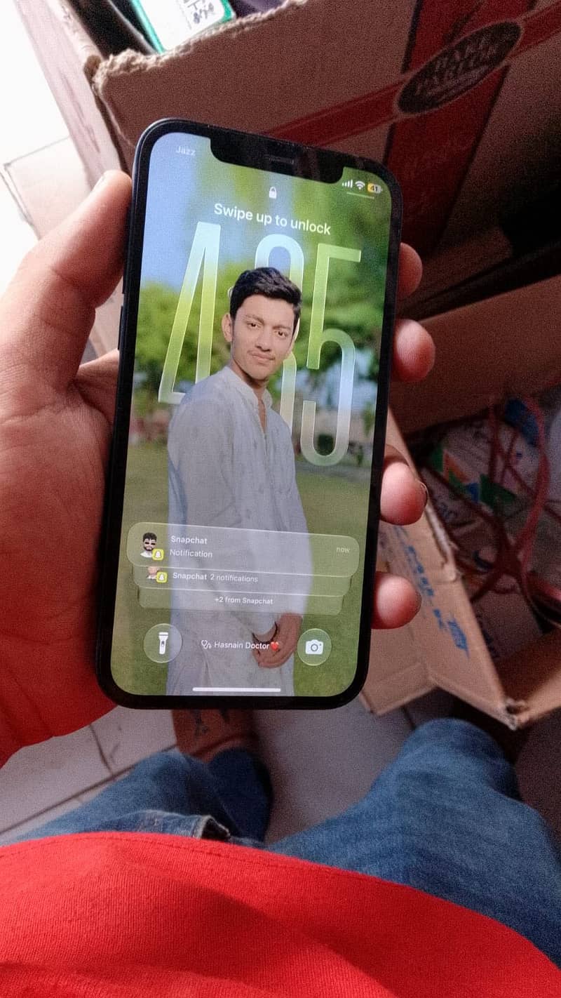 Apple iPhone 12 3