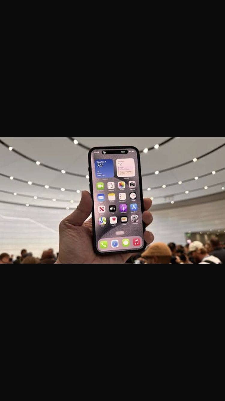 iPhone 15 pro max 1