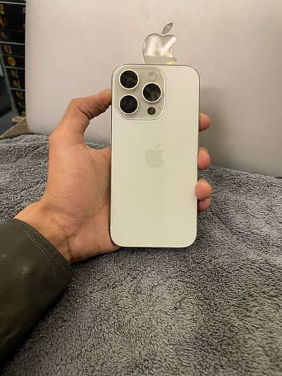 Apple iPhone 15 Pro