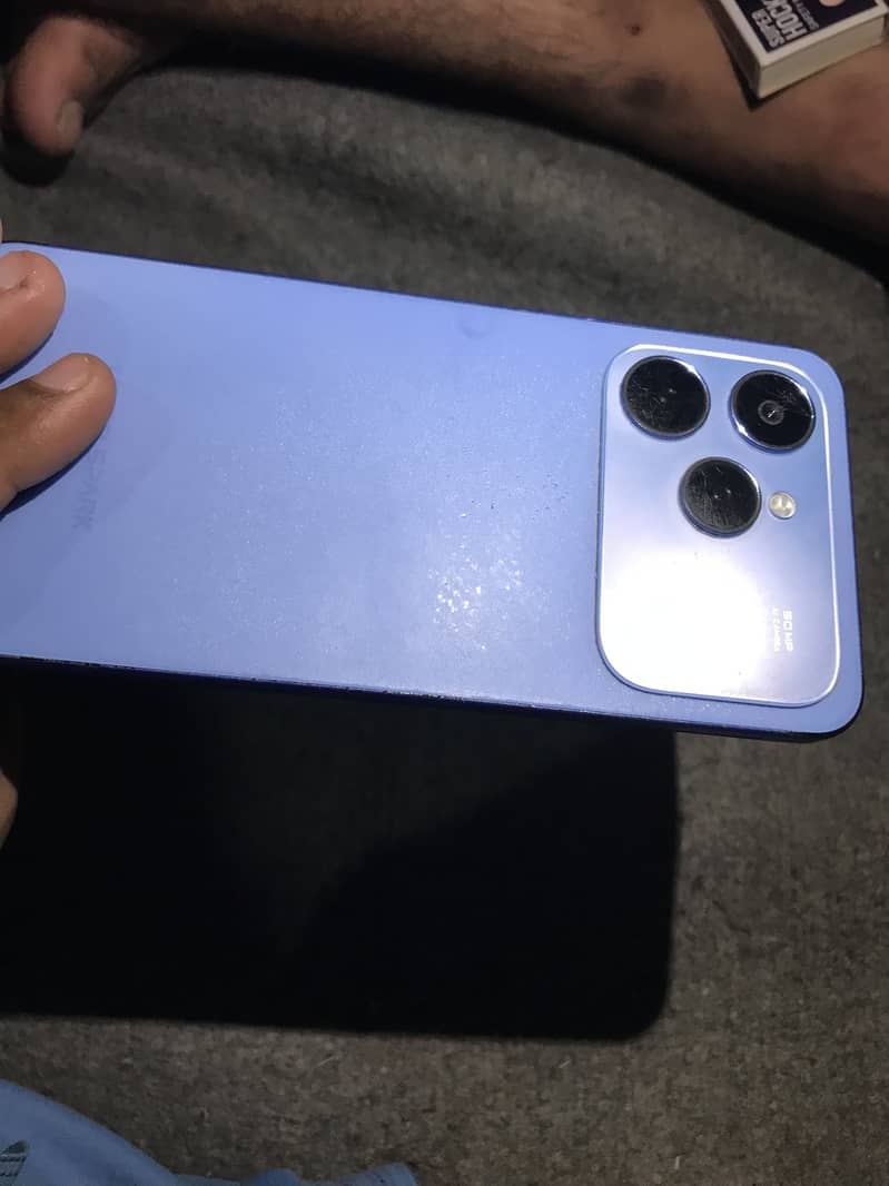 Tecno Spark 40 1